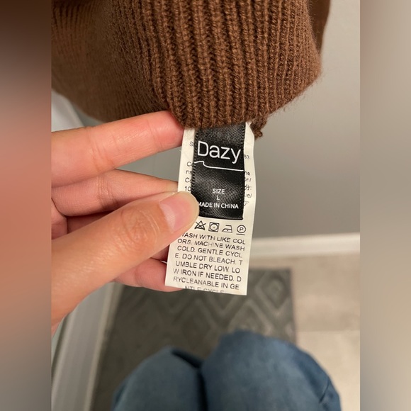 Shein DAZY Wool Knit Sweater - Brown, Cream (L) - Picture 5 of 5